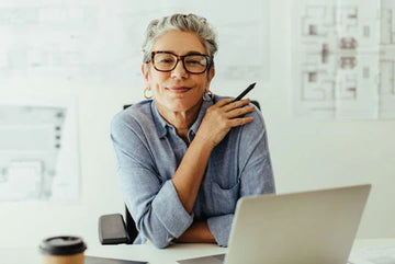 Day in the Life of a Busy Executive: Fashion and Functionality with Flipsgear