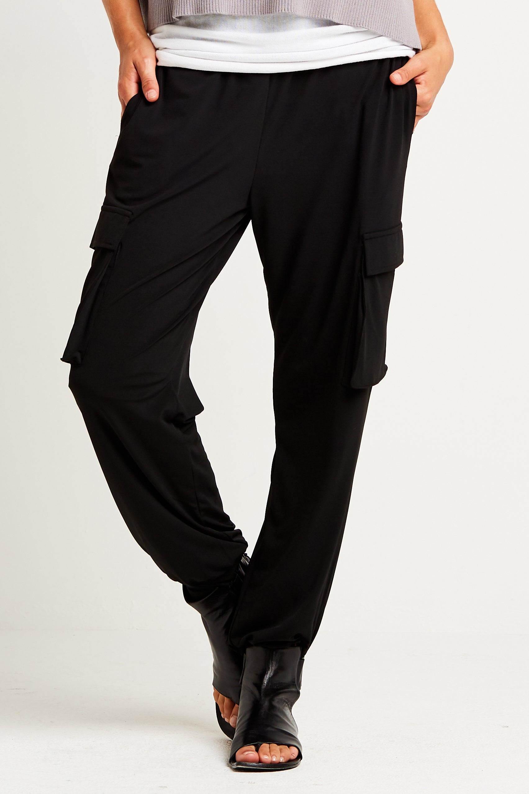 Matte Jersey Easy Cargo Pants
