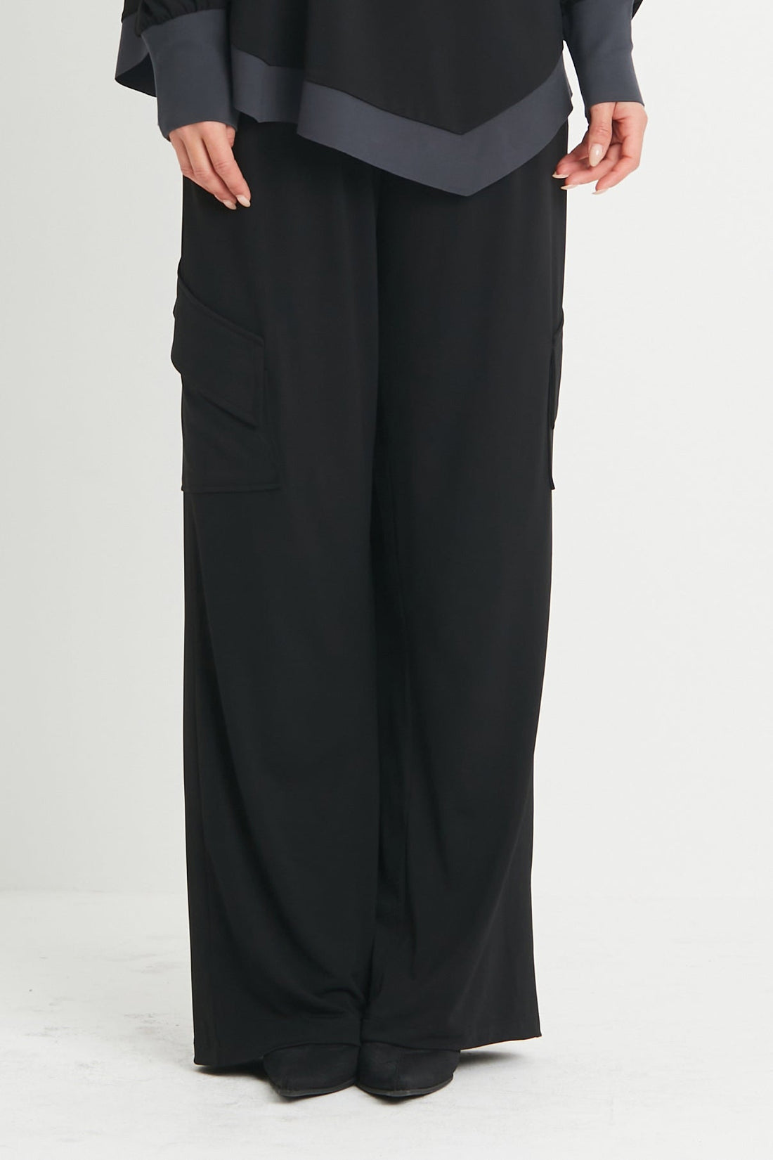 Matte Jersey Angle Pocket Pants