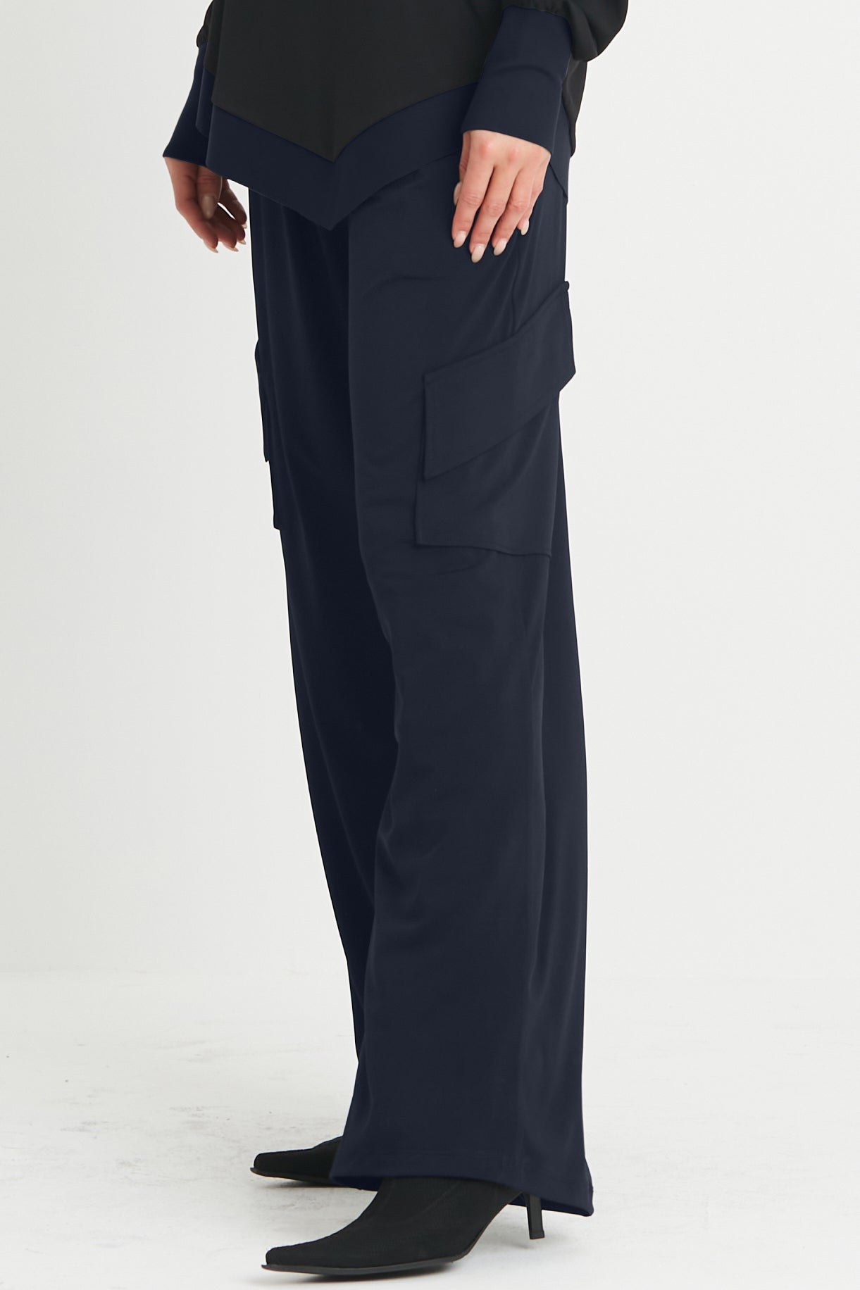 Matte Jersey Angle Pocket Pants