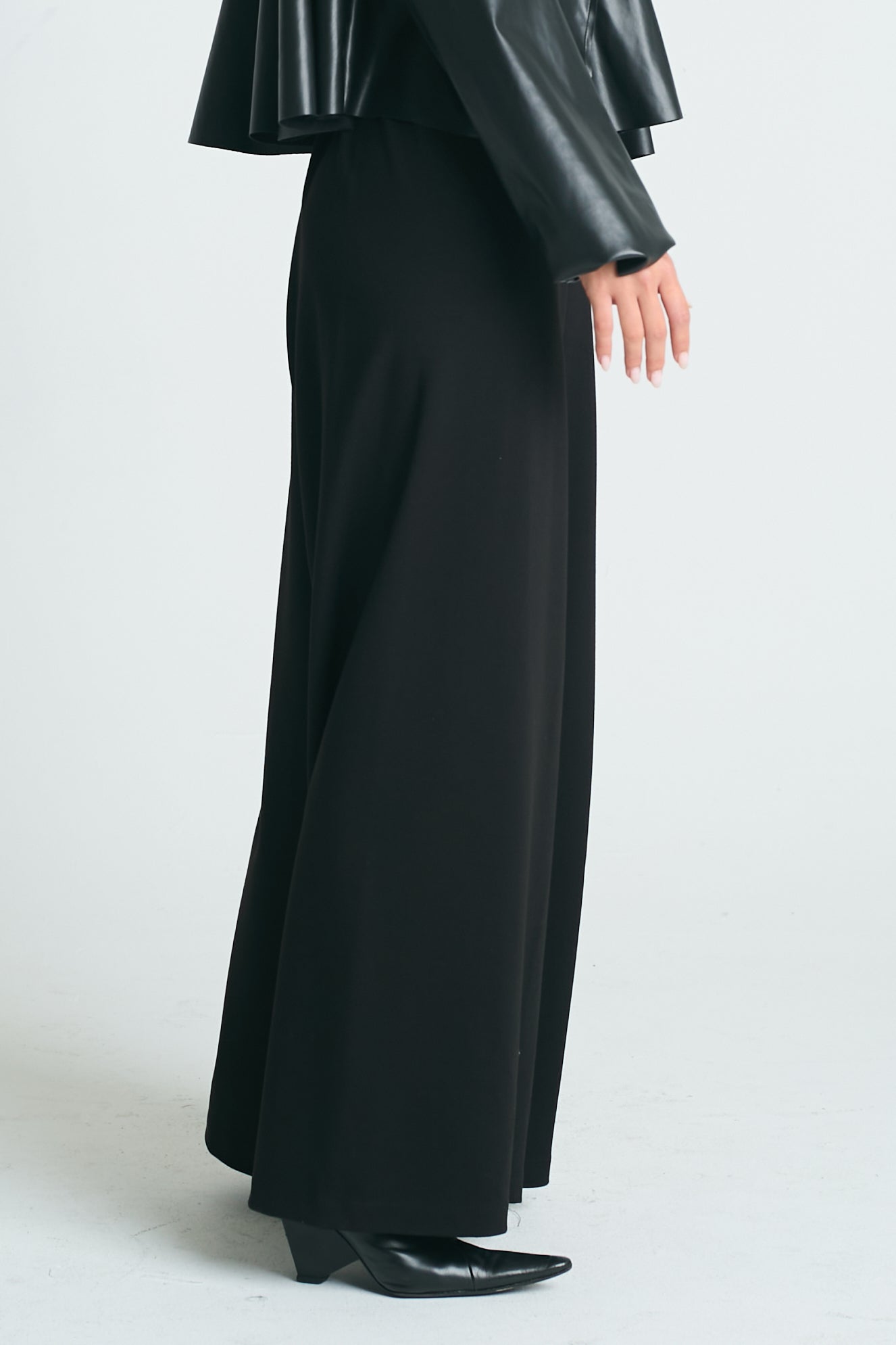 Scuba Single Pleat Pants