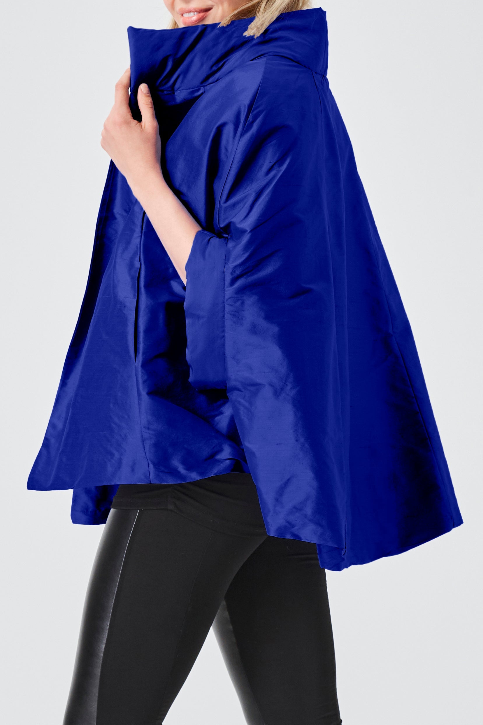 Dupioni Chic Cape