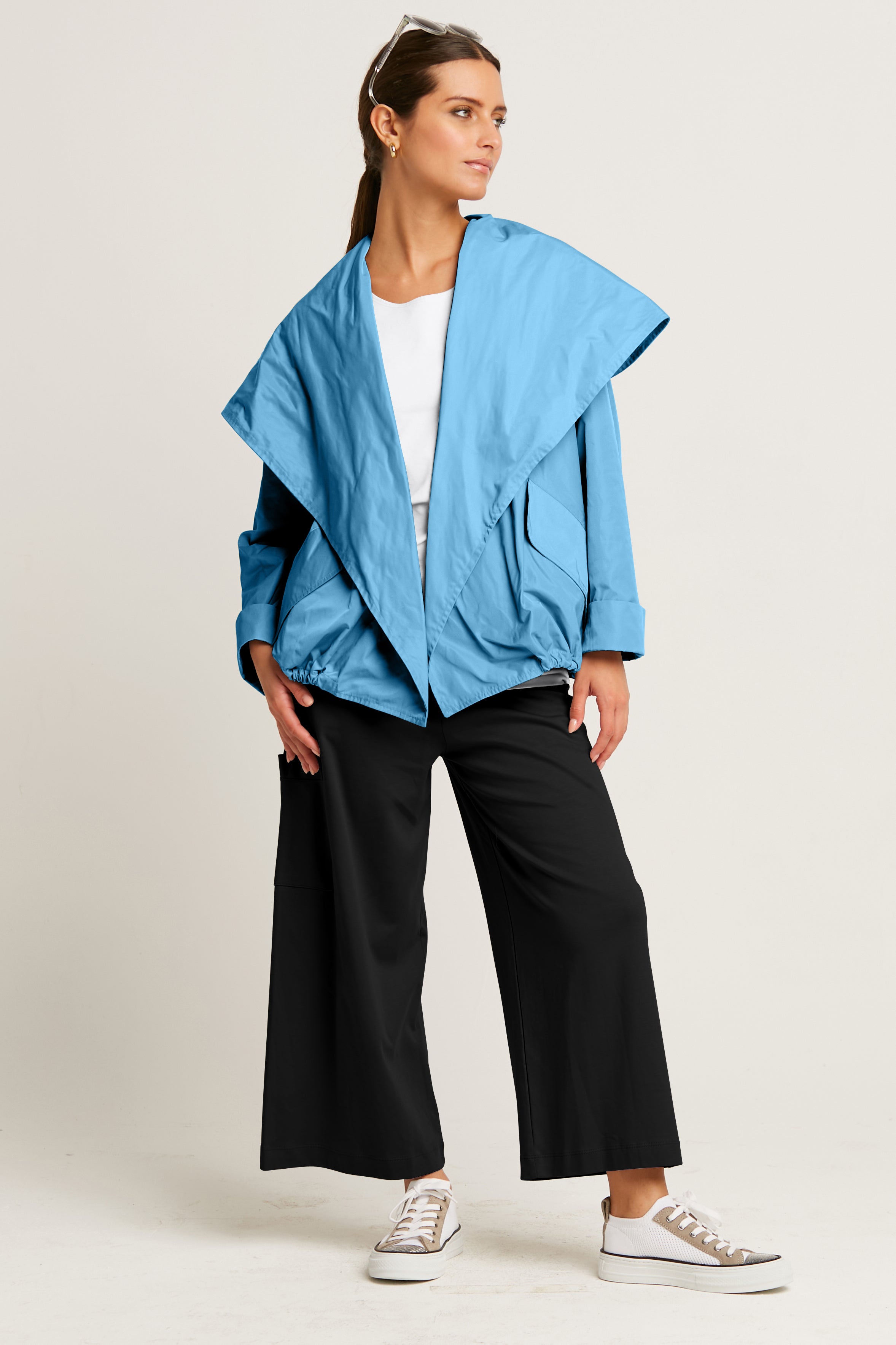 Nylon Chicest Windbreaker